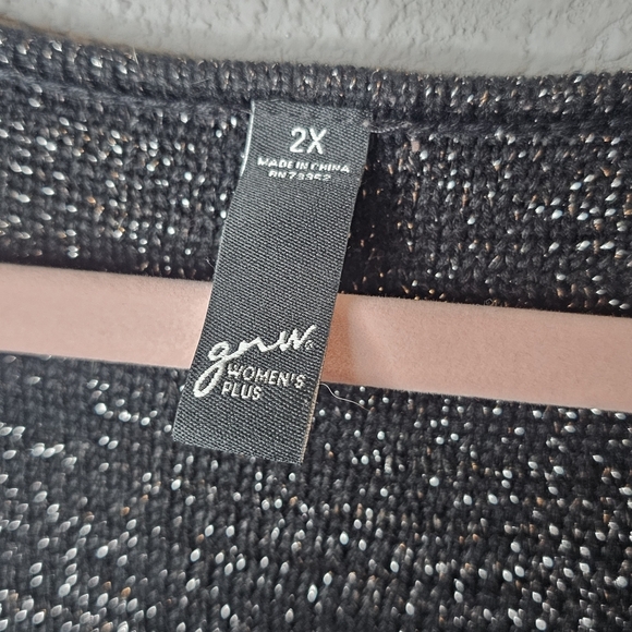 GNW Womens Plus 2X Black Sweater‎ Silver Tinsel Sparkle Threading Oversized - Picture 5 of 10